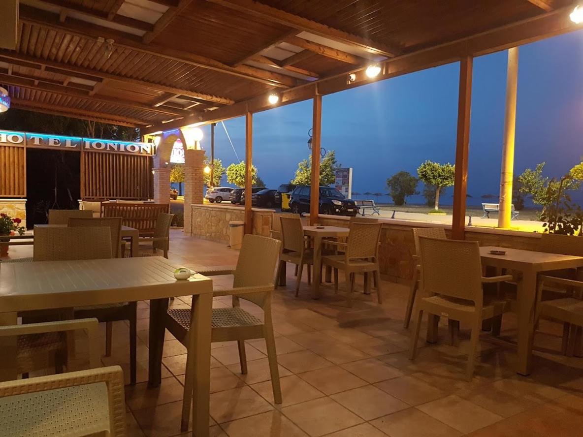 Hotel Ionion Kastro-Kyllini Dış mekan fotoğraf