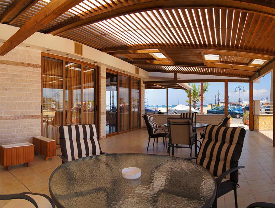 Hotel Ionion Kastro-Kyllini Dış mekan fotoğraf