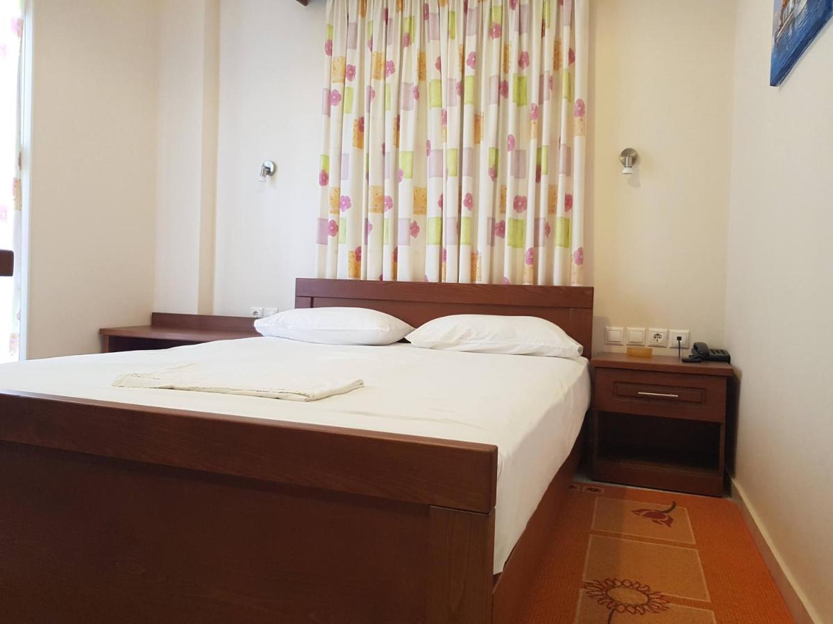 Hotel Ionion Kastro-Kyllini Dış mekan fotoğraf