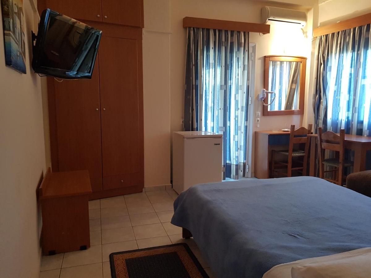 Hotel Ionion Kastro-Kyllini Dış mekan fotoğraf